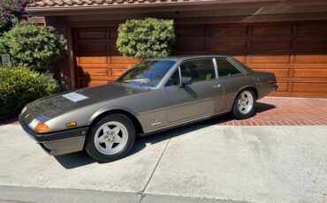 Ferrari-400i-1981-Tan-Bronze-Tan-Beige