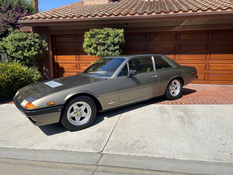 Ferrari-400i-1981-Tan-Bronze-Tan-Beige