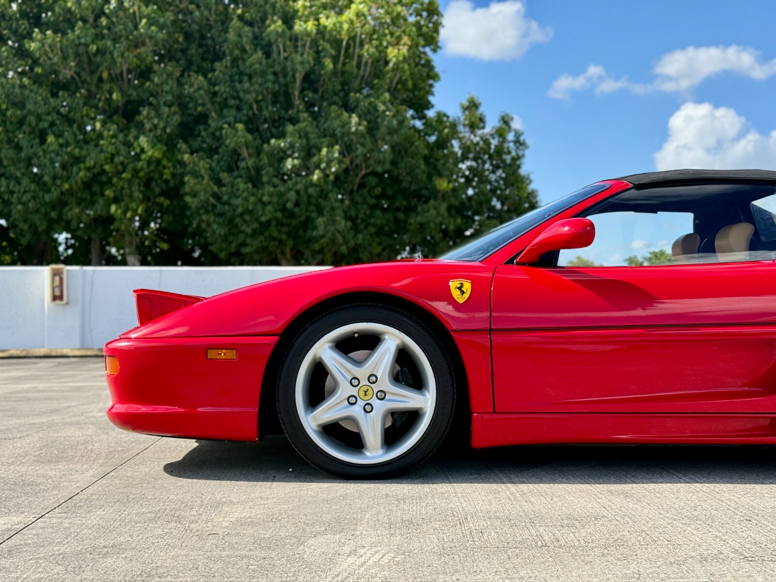 Ferrari-F355-1996-Convertible-11