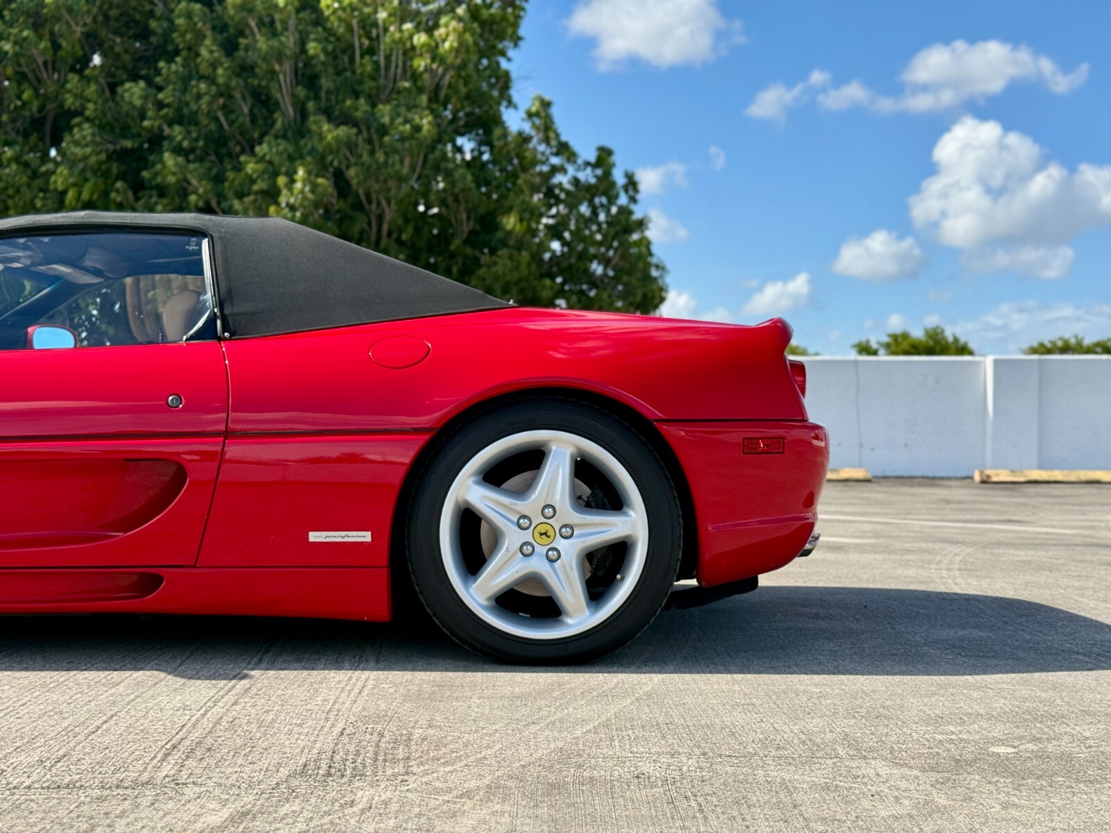 Ferrari-F355-1996-Convertible-12