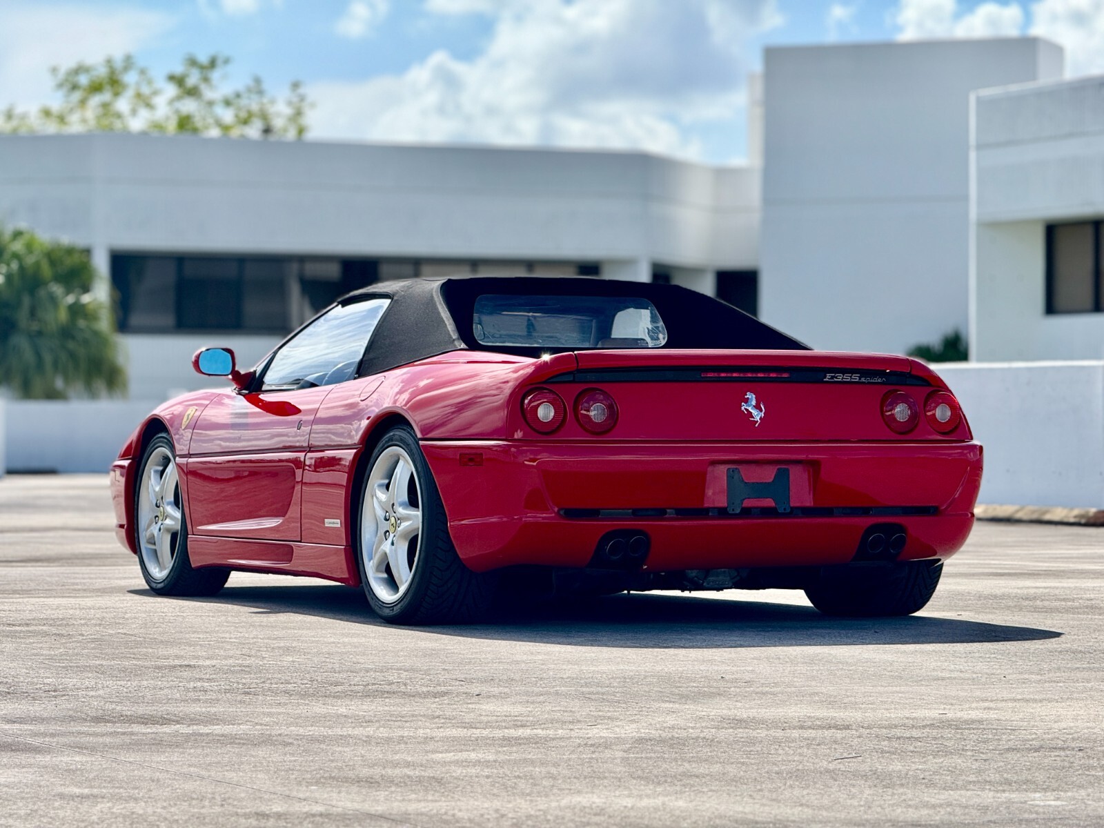 Ferrari-F355-1996-Convertible-2
