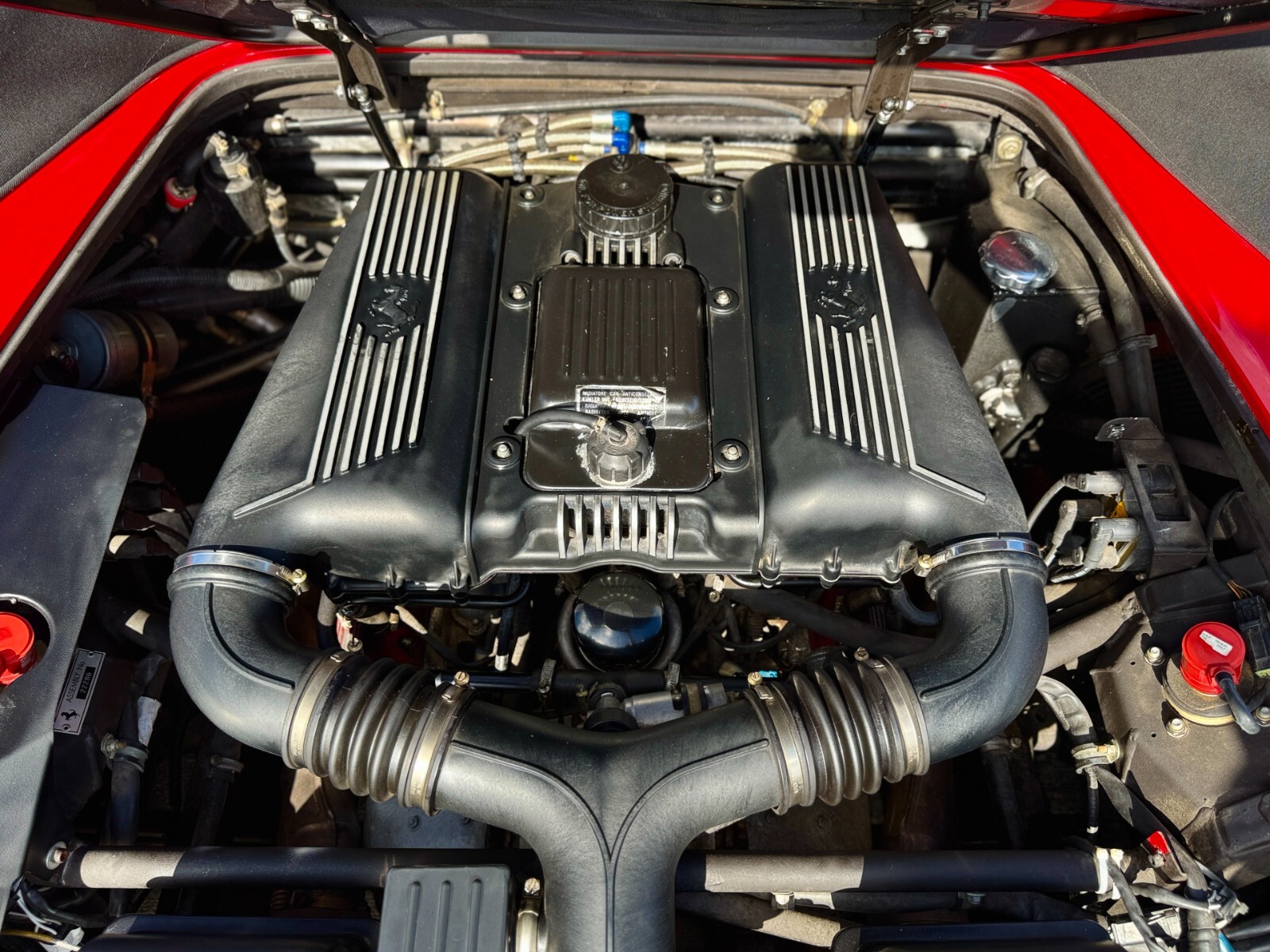 Ferrari-F355-1996-Convertible-28