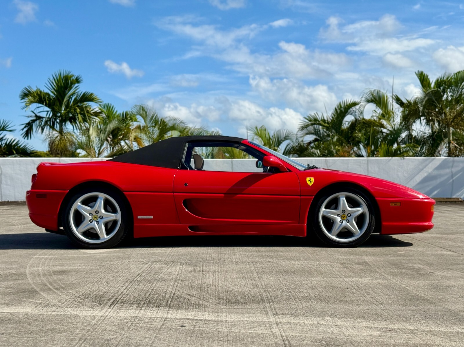 Ferrari-F355-1996-Convertible-5