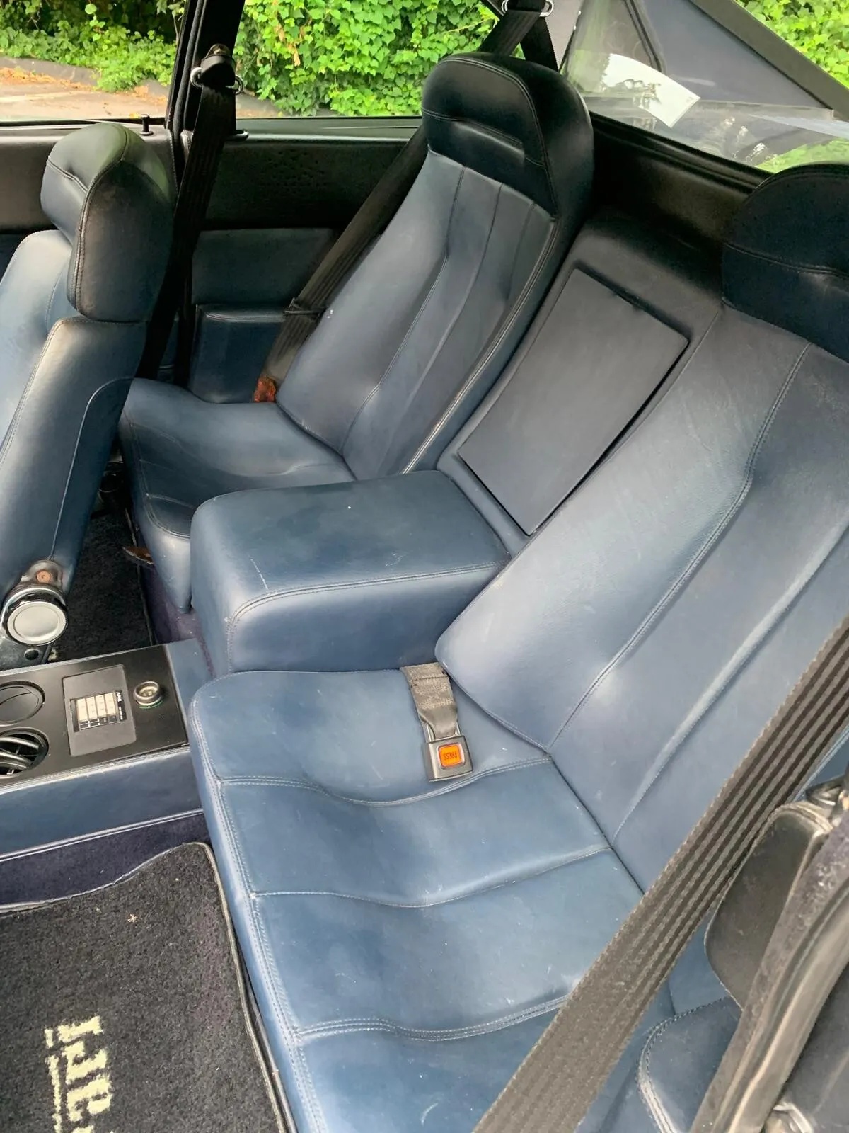Ferrari-Mondial-1986-Blue-Blue-10