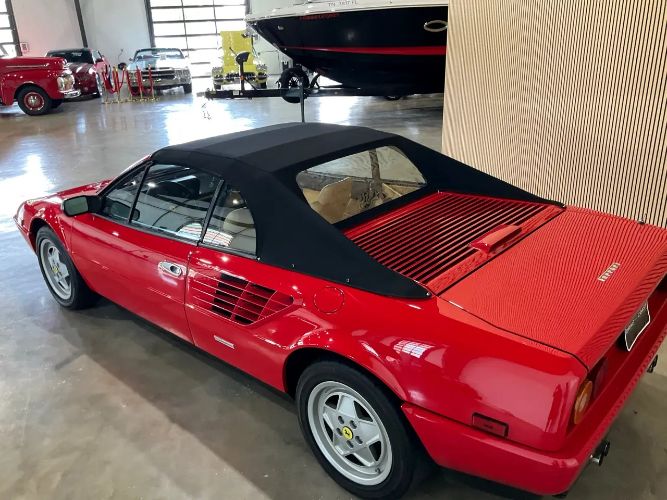 Ferrari-Mondial-1988-Red-Rosso-Corsa-Leather-15