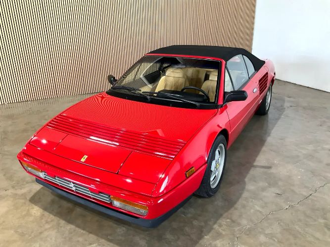 Ferrari-Mondial-1988-Red-Rosso-Corsa-Leather-17