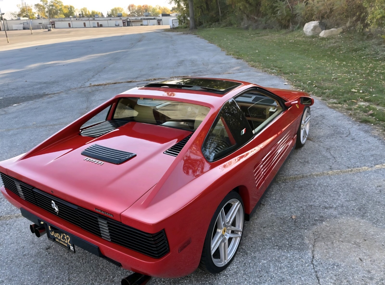 Ferrari-Testarossa-1985-Compact-2