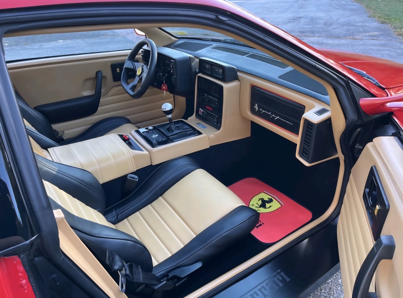 Ferrari-Testarossa-1985-Compact-9