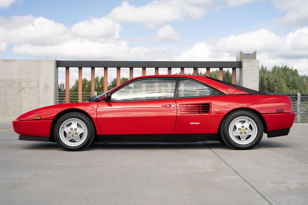 Ferrari-mondial-t-1989-red-11
