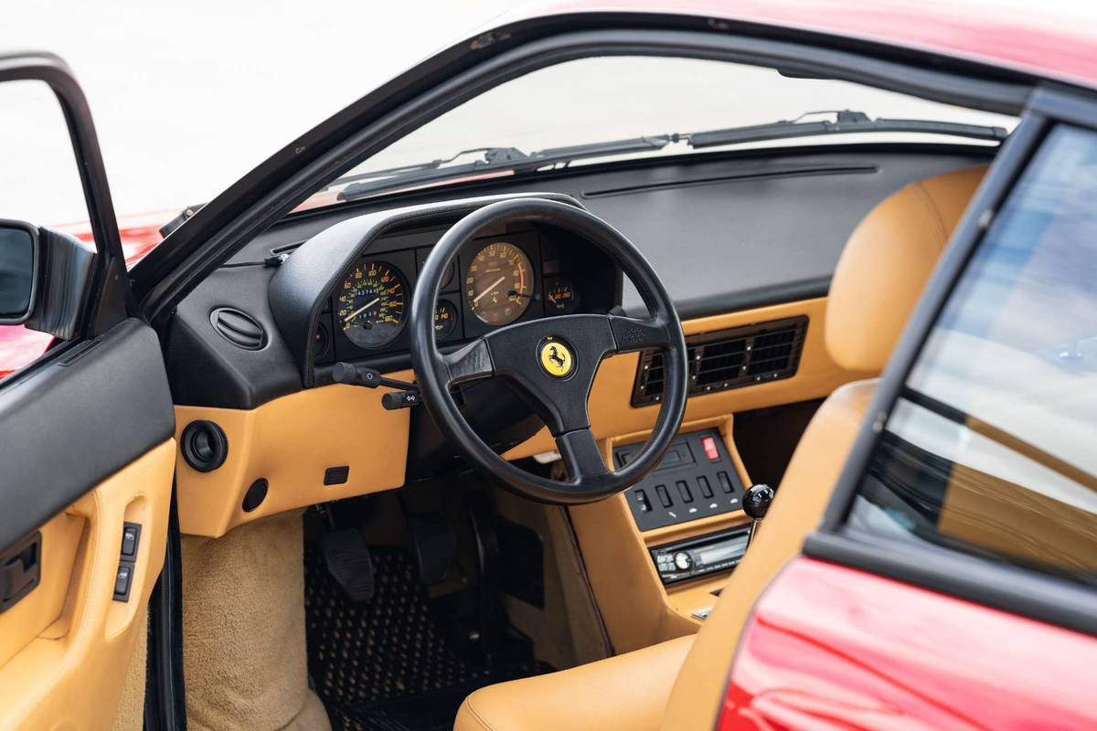 Ferrari-mondial-t-1989-red-3