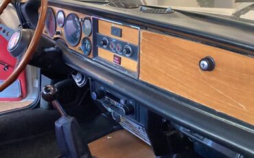 Fiat-124-spider-1974-white-6