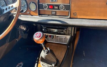 Fiat-124-spider-1978-blue-14