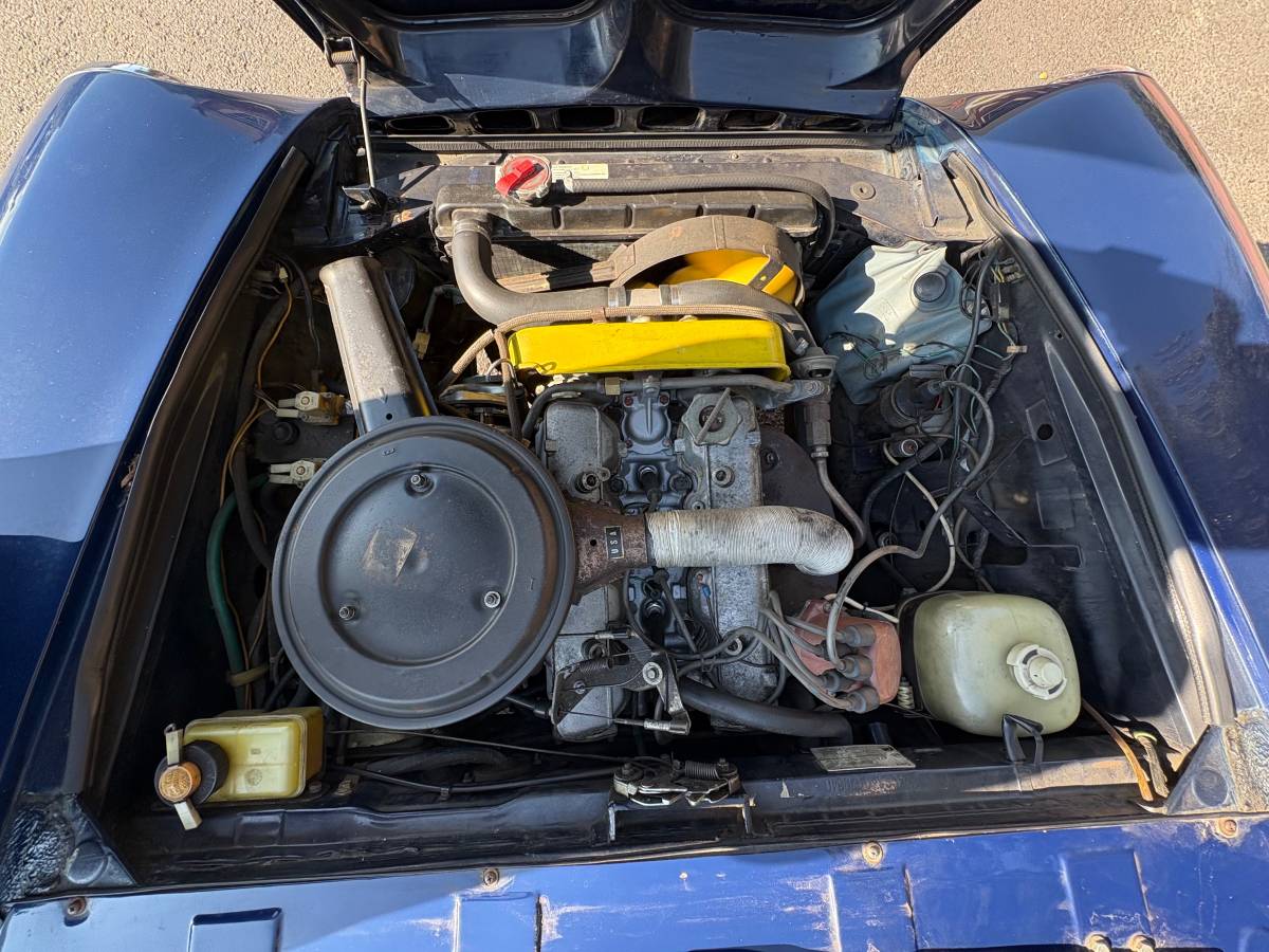 Fiat-124-spider-1978-blue-17