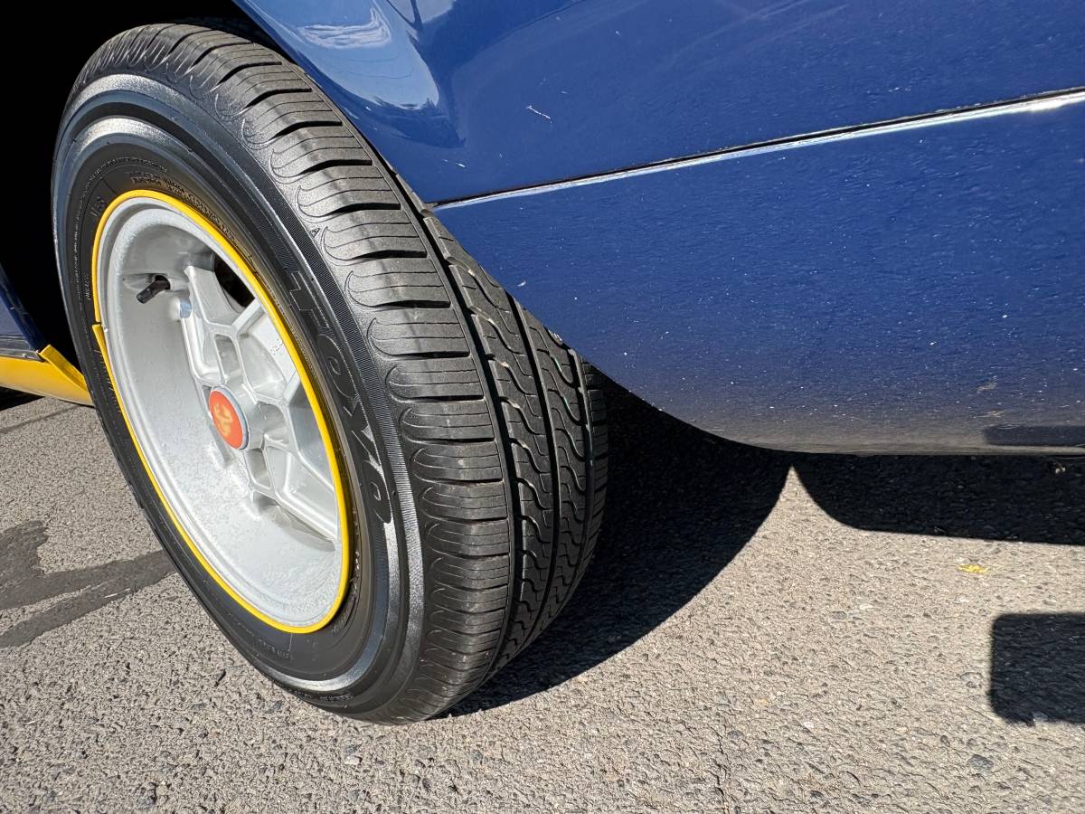 Fiat-124-spider-1978-blue-18