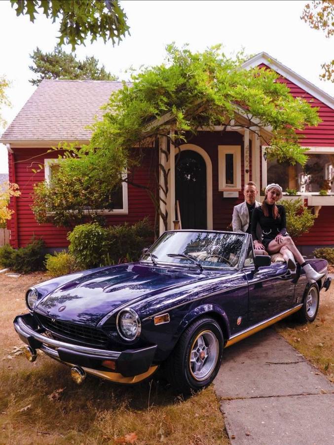 Fiat-124-spider-1978-blue-2