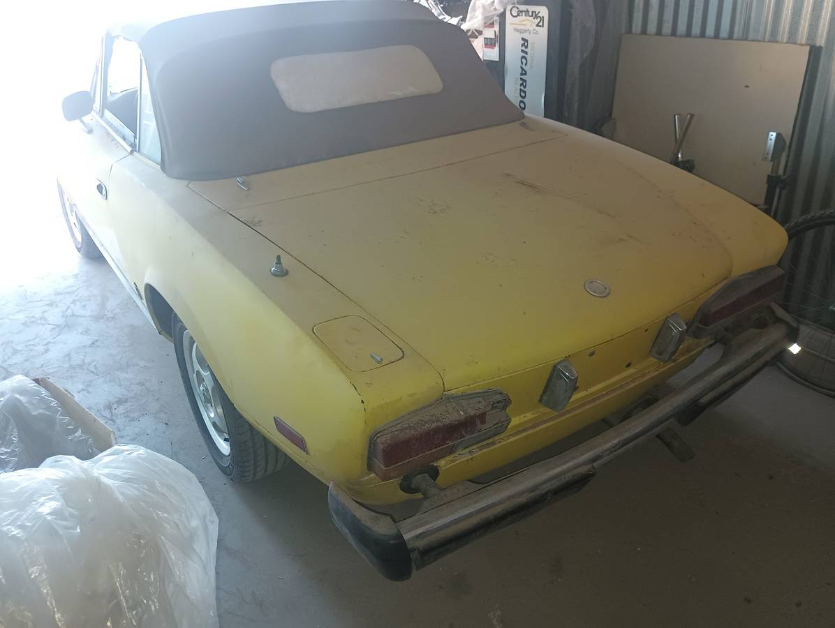Fiat-124-spider-1979-yellow-3