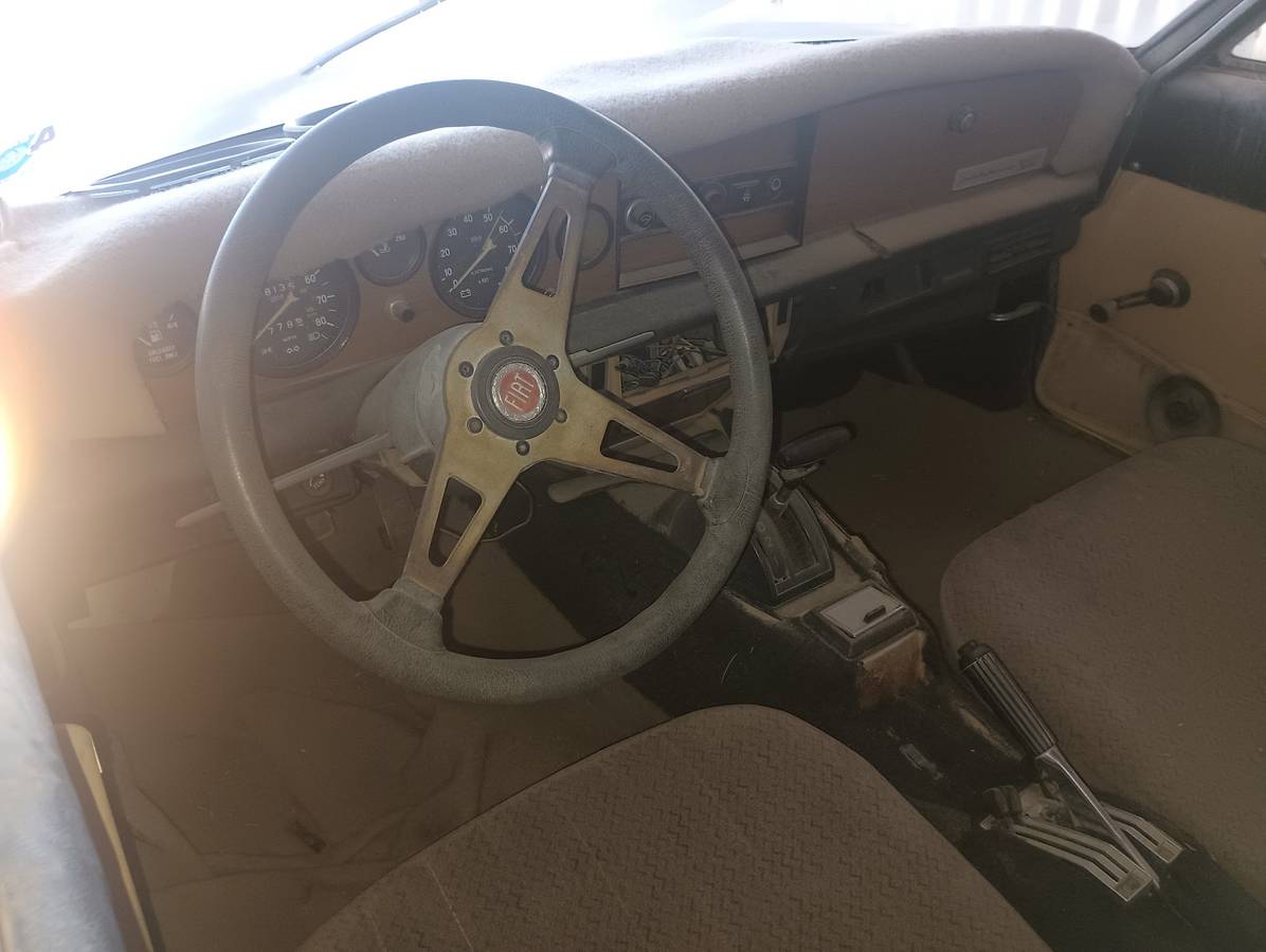 Fiat-124-spider-1979-yellow-6