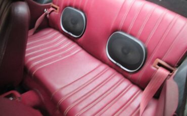 Fiat-124-spider-1980-white-10