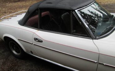 Fiat-124-spider-1980-white-2