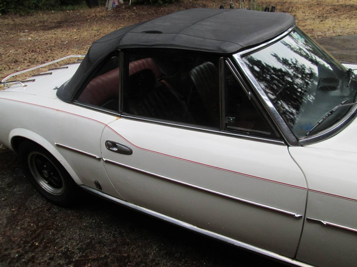Fiat-124-spider-1980-white-2