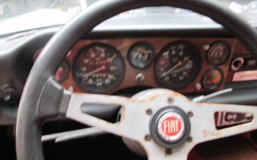 Fiat-124-spider-1980-white