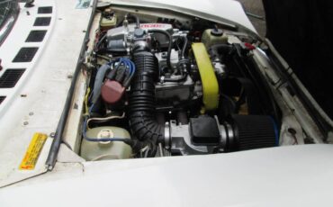 Fiat-124-spider-1980-white-6