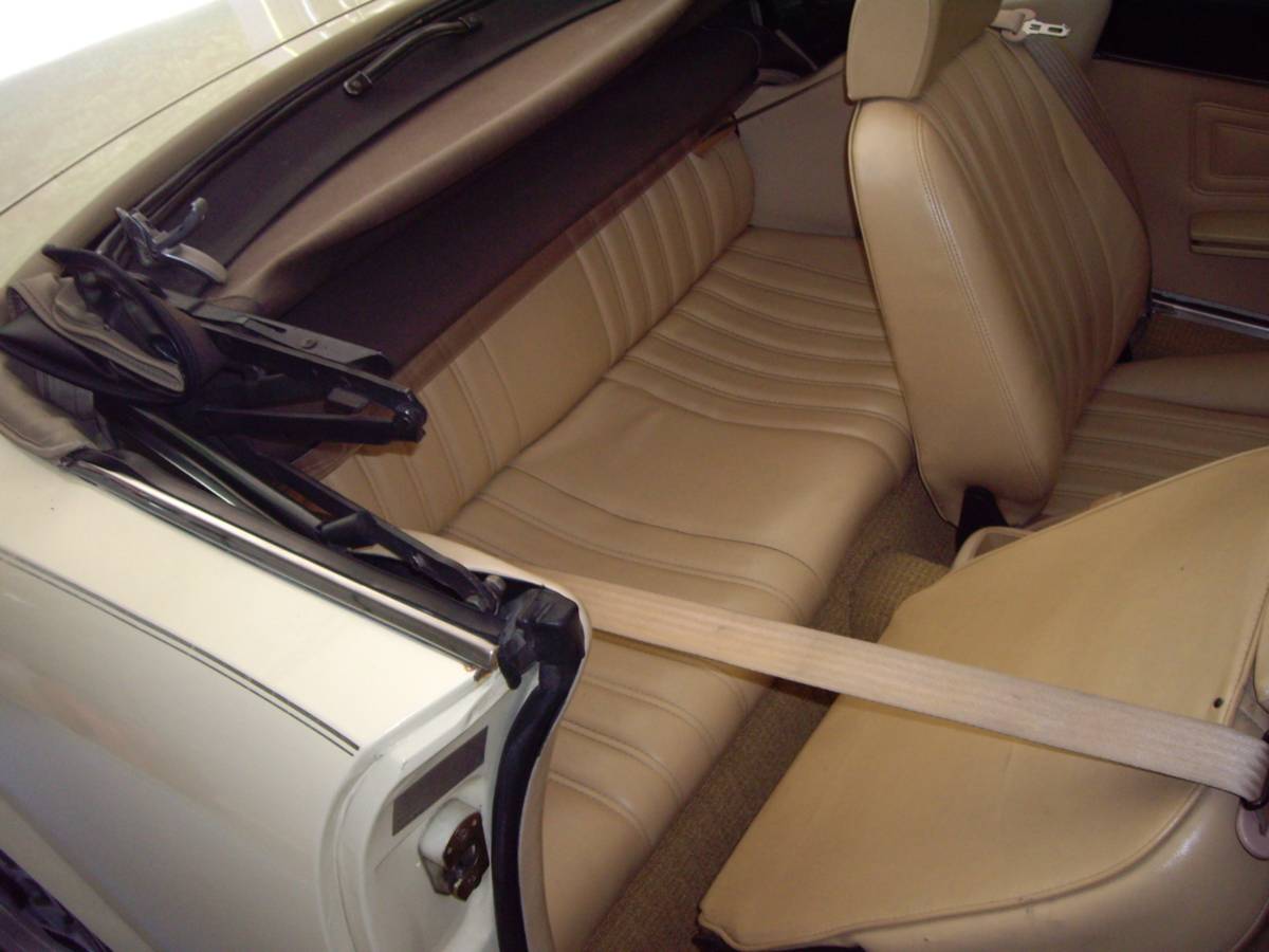 Fiat-124-spider-1981-yellow-2