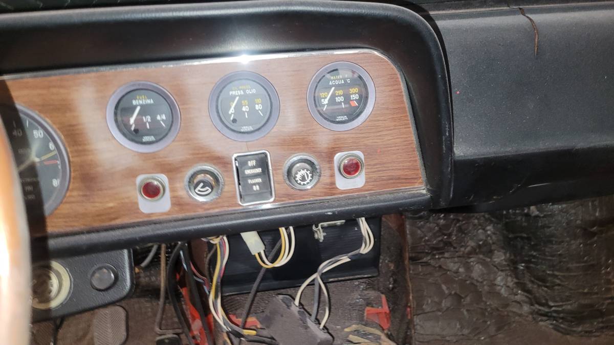 Fiat-124-sport-coupe-1968-16