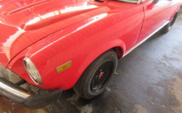 Fiat-124-sport-spider-1980-red-1