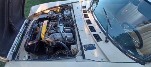 Fiat-2000-spider-1980-5