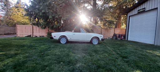 Fiat-2000-spider-1980-6