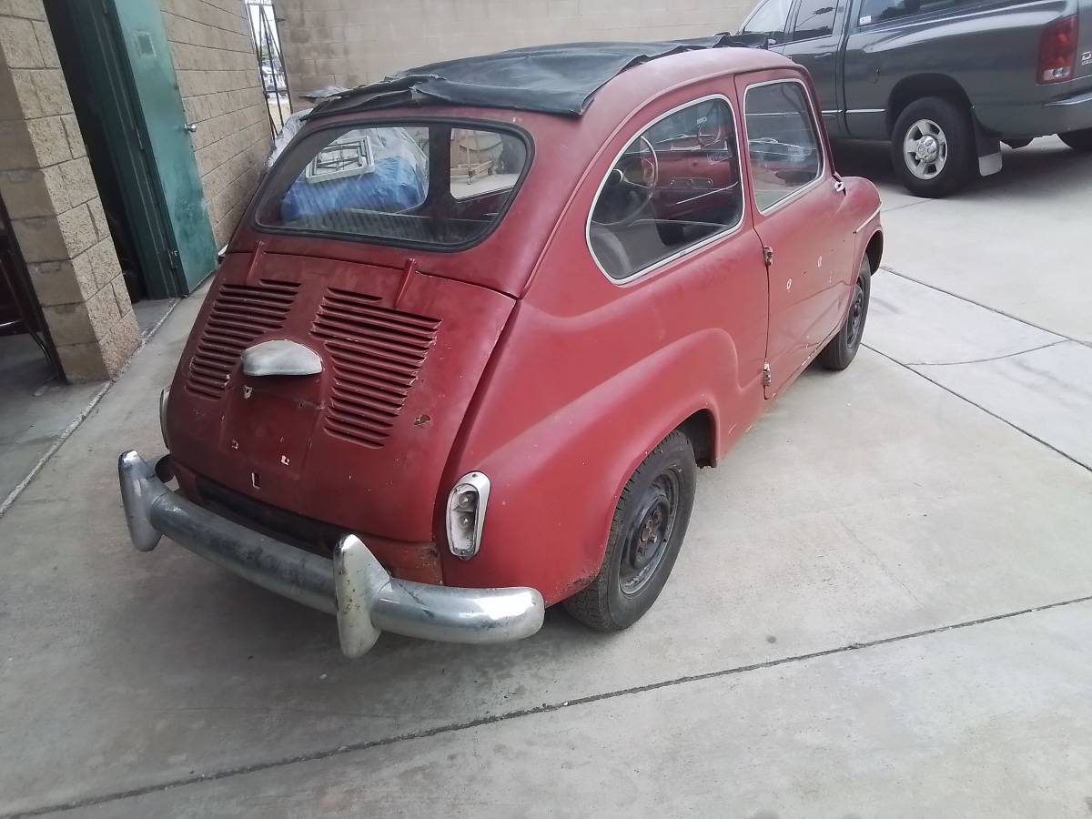 Fiat-600-1959-red