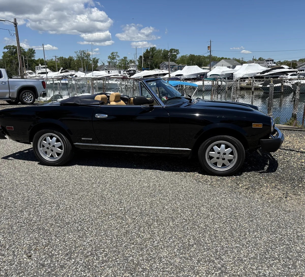Fiat-Pininfarina-1985-Black-Tan-14