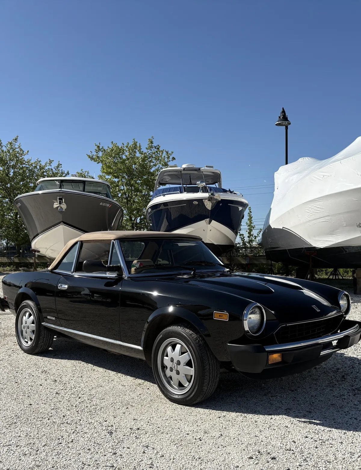 Fiat-Pininfarina-1985-Black-Tan-15