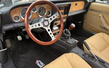 Fiat-Pininfarina-1985-Black-Tan