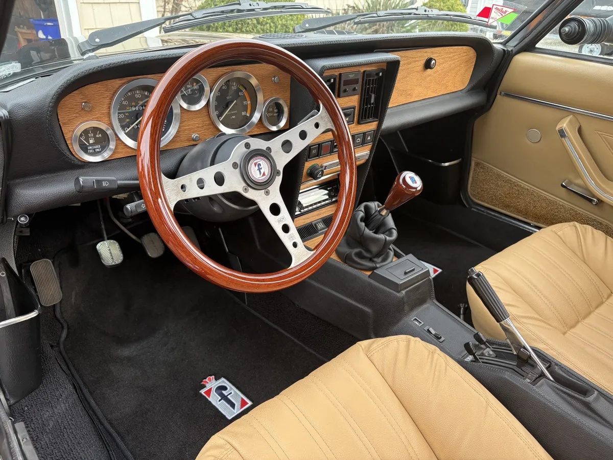 Fiat-Pininfarina-1985-Black-Tan