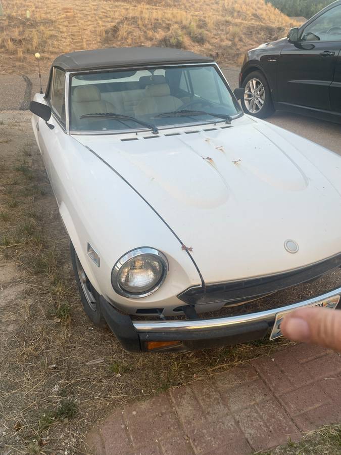 Fiat-convertable-1981-white-3