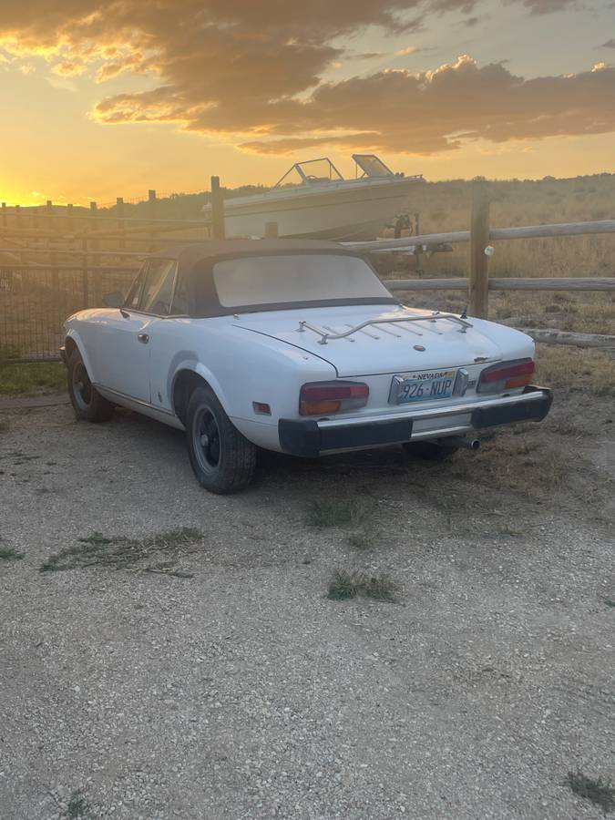 Fiat-convertable-1981-white-4