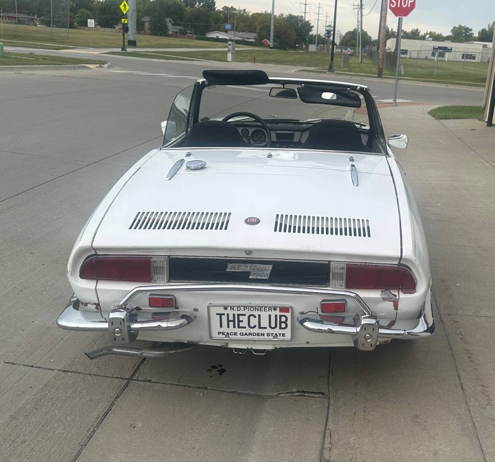 Fiat-spider-850-sport-1973-white-1