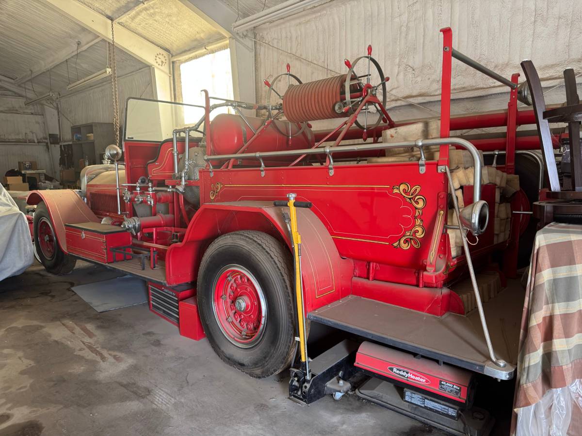 Fire-tuck-la-france-1919-red-1