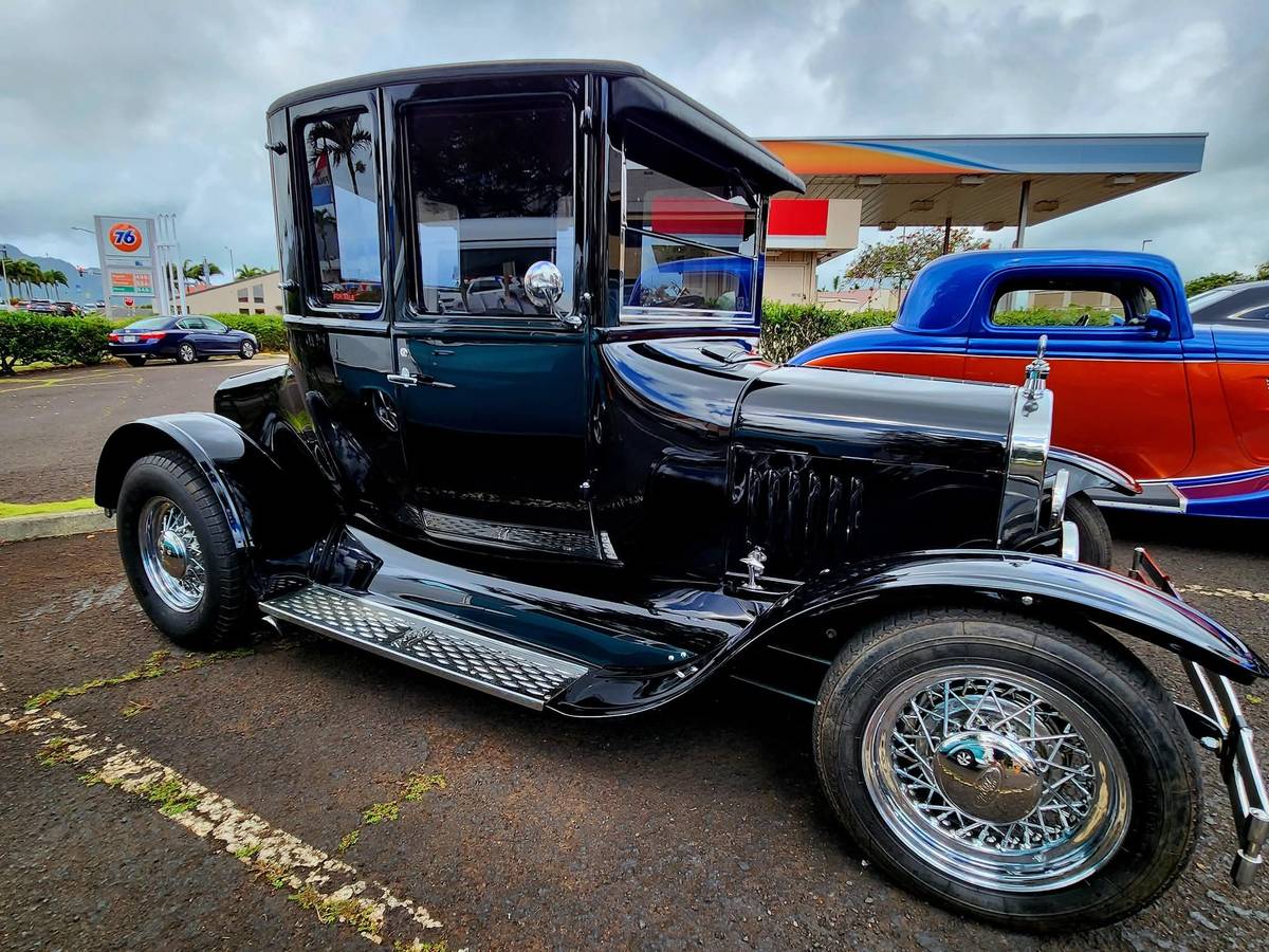 Foed-tall-double-windshield-1925-black-2