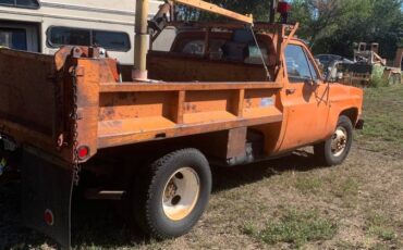 Ford-1-ton-dump-truck-1963-orange-1
