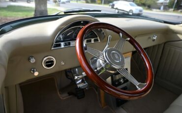 Ford-12-ton-pickup-1956-greensilver-tan-9
