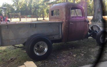 Ford-12-ton-truck-on-toyota-truck-frame-1938-brown-1
