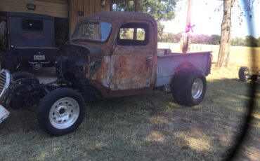 Ford-12-ton-truck-on-toyota-truck-frame-1938-brown-7