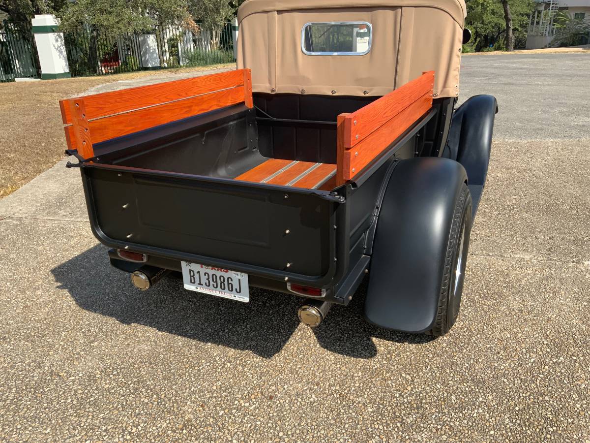 Ford-1929-black-21