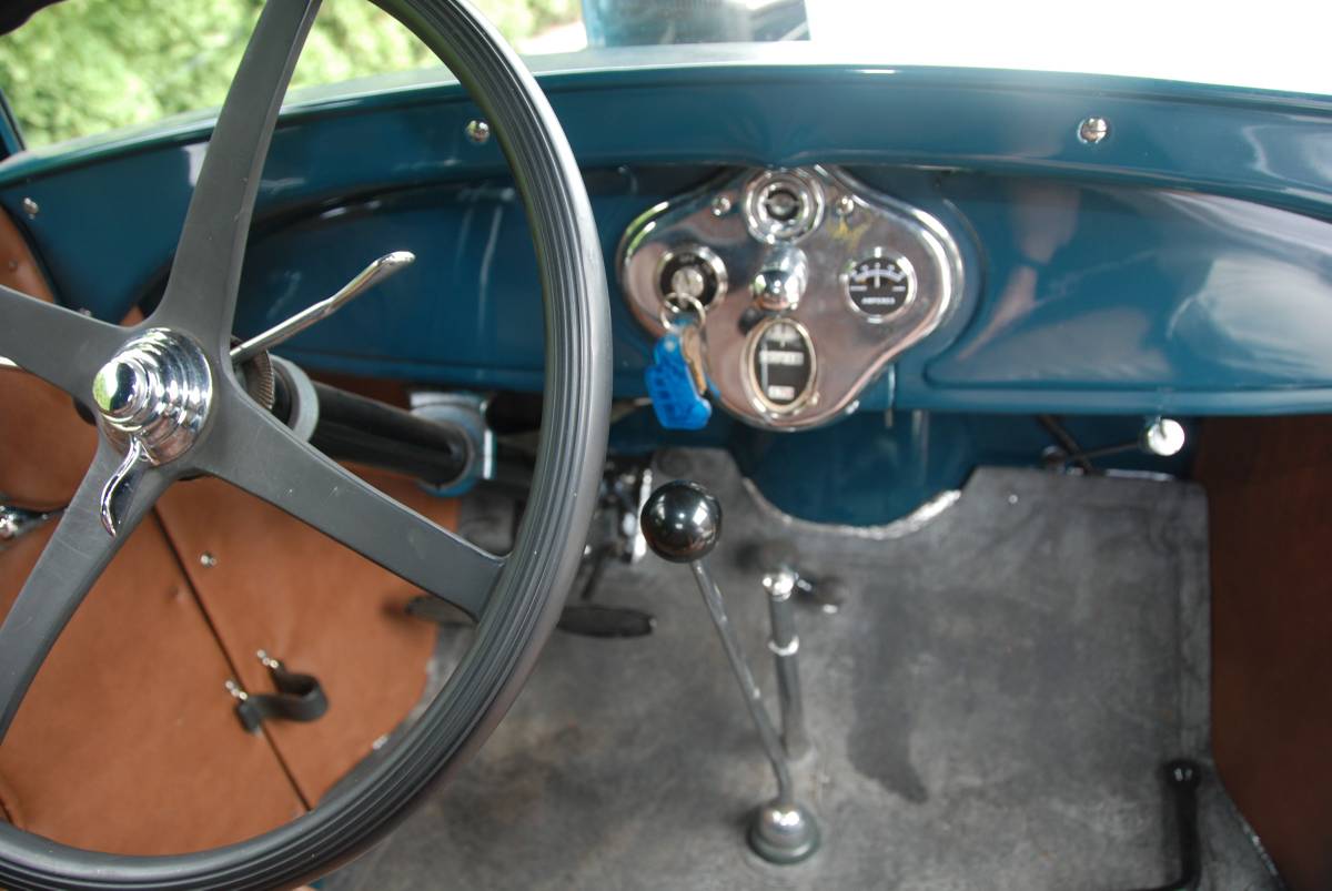 Ford-1929-green-12