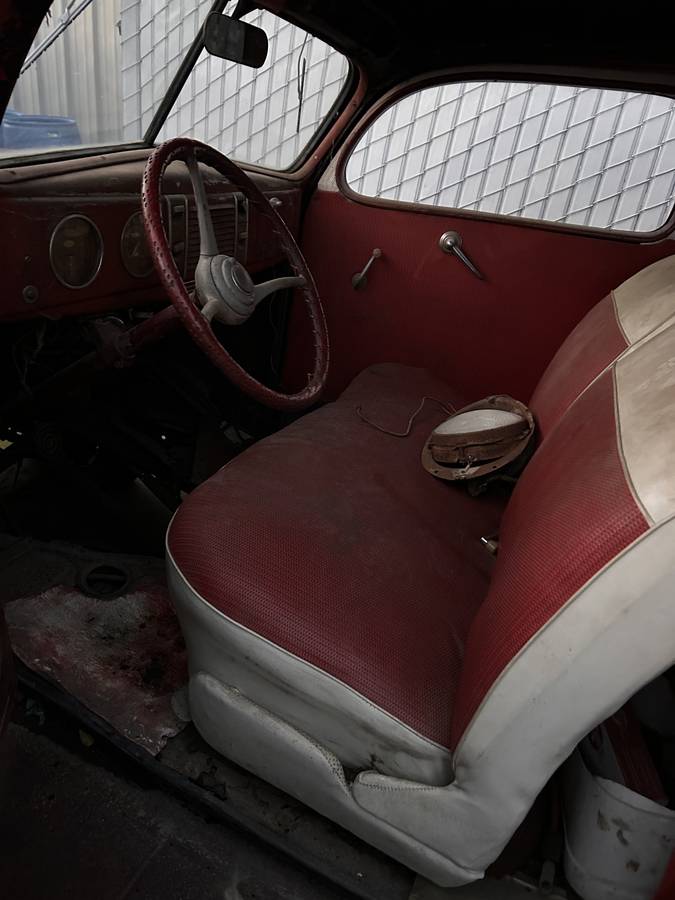 Ford-1939-brown-6
