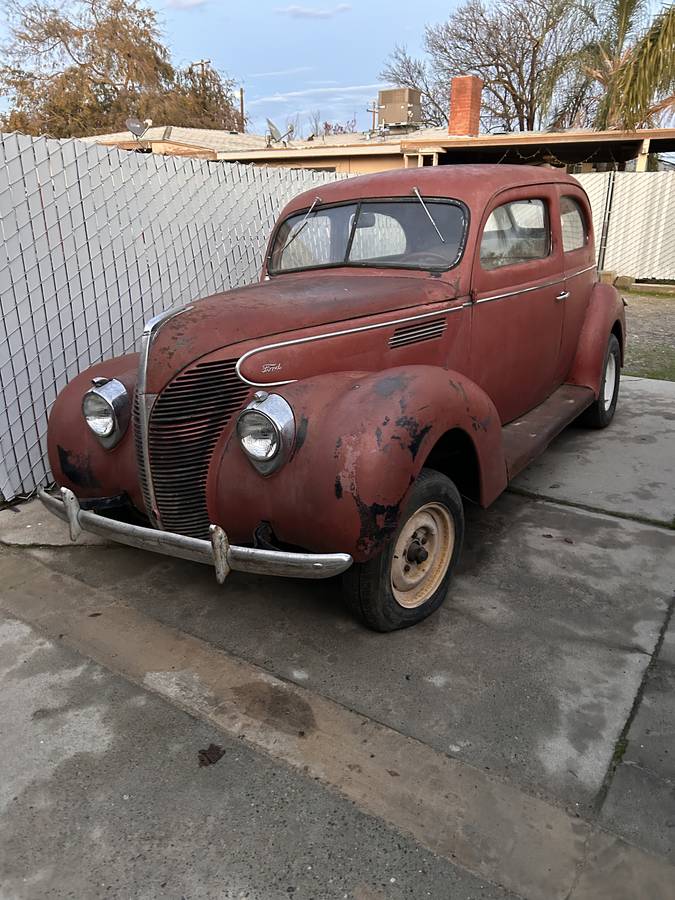 Ford-1939-brown-9