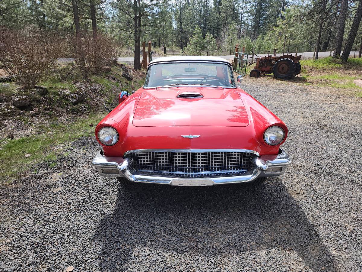 Ford-1957-red-1